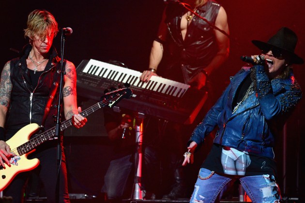 Guns N’ Roses detenidos en Canadá por llevar una arma