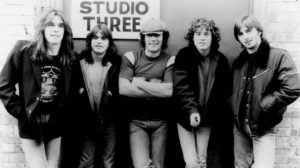 Cliff Williams, Malcom Young, Brian Johnson, Angus Young, Phil Rudd
